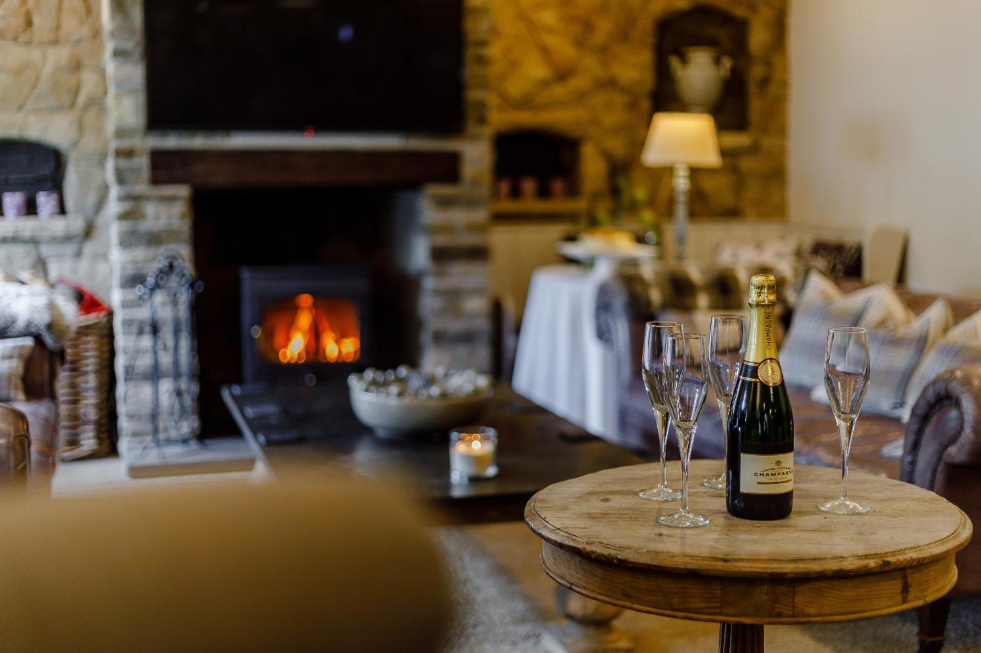The Grousemoor - North Wales Luxury 7 Bedroom Holiday Rental Llandegla Eksteriør bilde